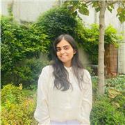 Sono una studentessa universitaria di nome Dipansi. Offro ripetizioni a ragazzi di elementari, medie e superiori per inglese.